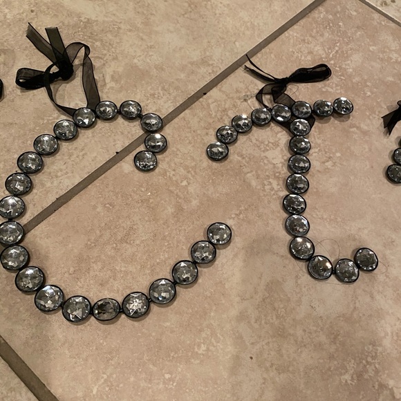 Bling Letters: VICTORIA - Picture 3 of 6